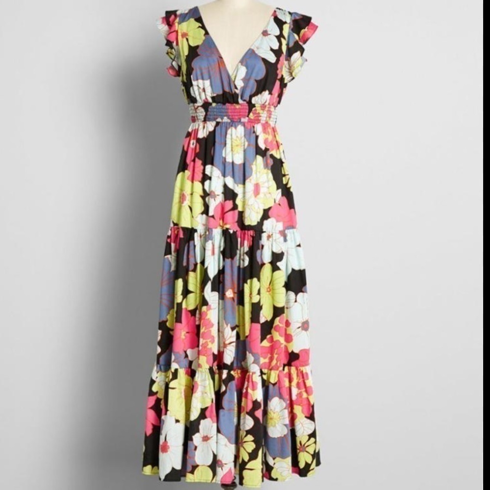 ModCloth Honolulu floral black ruffle cap sleeve tiered maxi dress small new